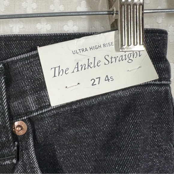 Abercrombie & Fitch NWT Black High Rise The Ankle Straight Jeans - Picture 3 of 5